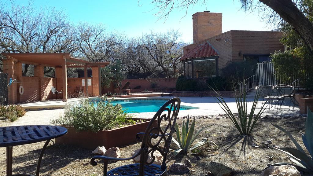 Desert Trails Bed & Breakfast Tanque Verde Room photo