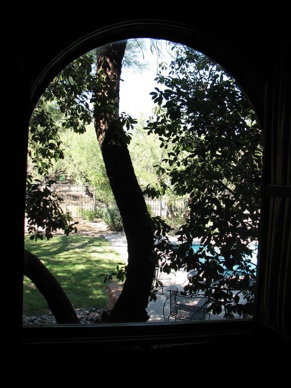 Desert Trails Bed & Breakfast Tanque Verde Room photo